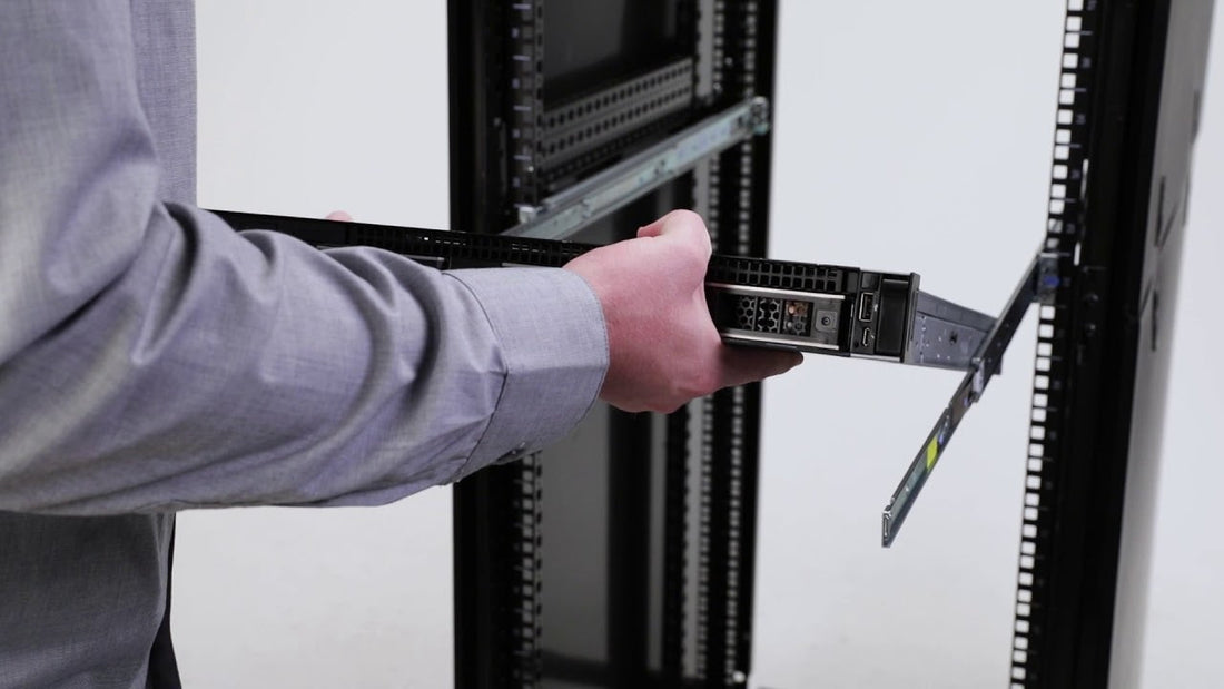 Installing a Dell PowerEdge R760 / R660 server.